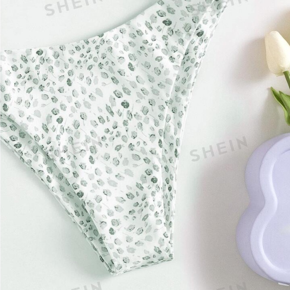 Leaf pattern bikini - Picture 3 of 4